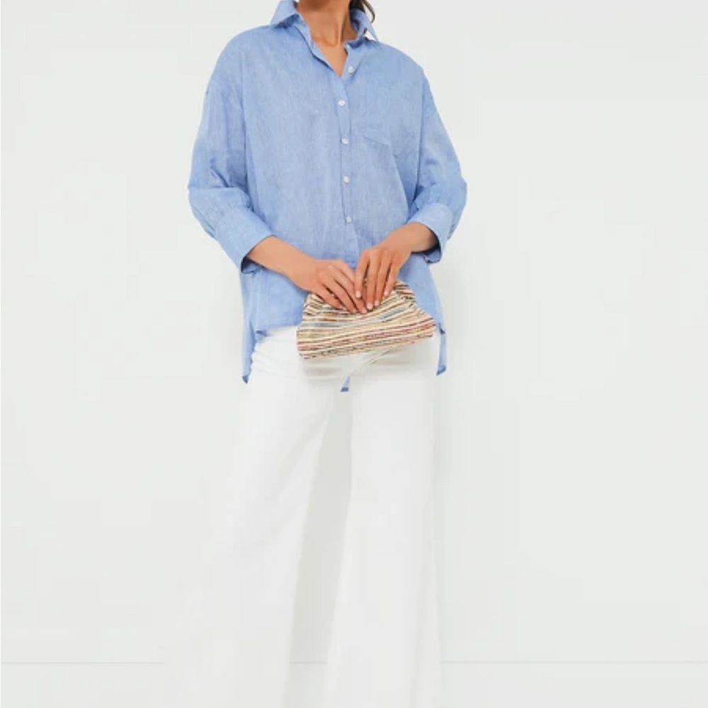 Pomander Place White and Blue Button Down Shirt